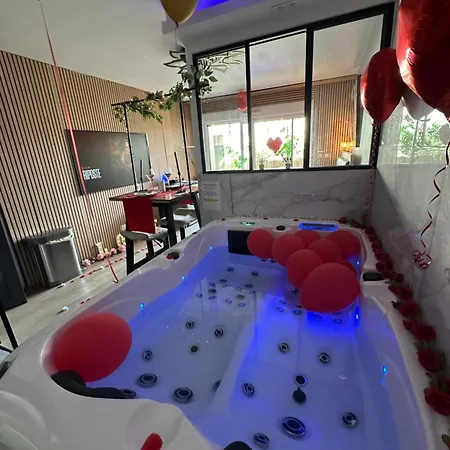 شقة Nantais