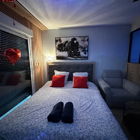 Nantais Apartament *
