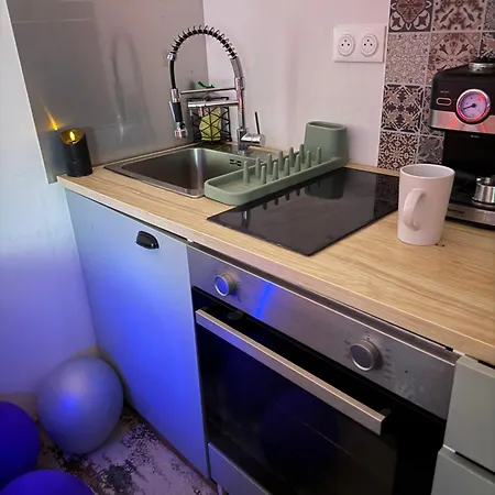 Nantais Apartment